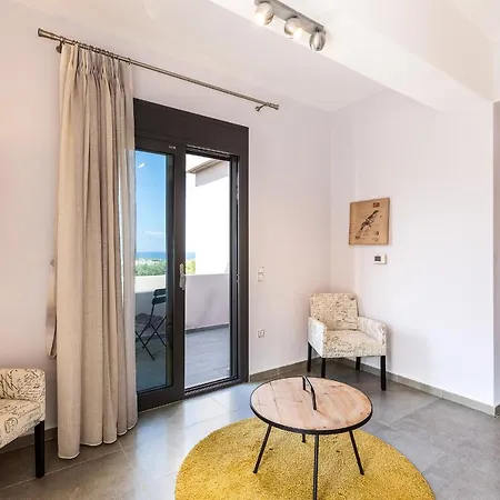 Kalli Crete Adelianos Kampos